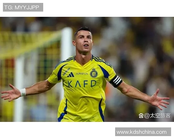 探讨足球明星背后的无名英雄与潜力巨星的故事与成就 探讨足球明星背后的无名英雄与潜力巨星的故事与成就