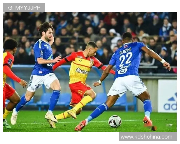 2019年法国杯精彩对决朗斯与兰斯的巅峰较量回顾